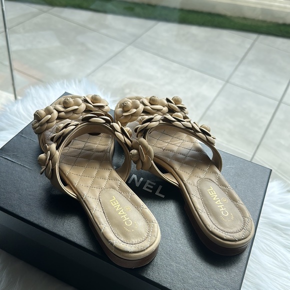CHANEL SANDALS - Picture 5 of 5